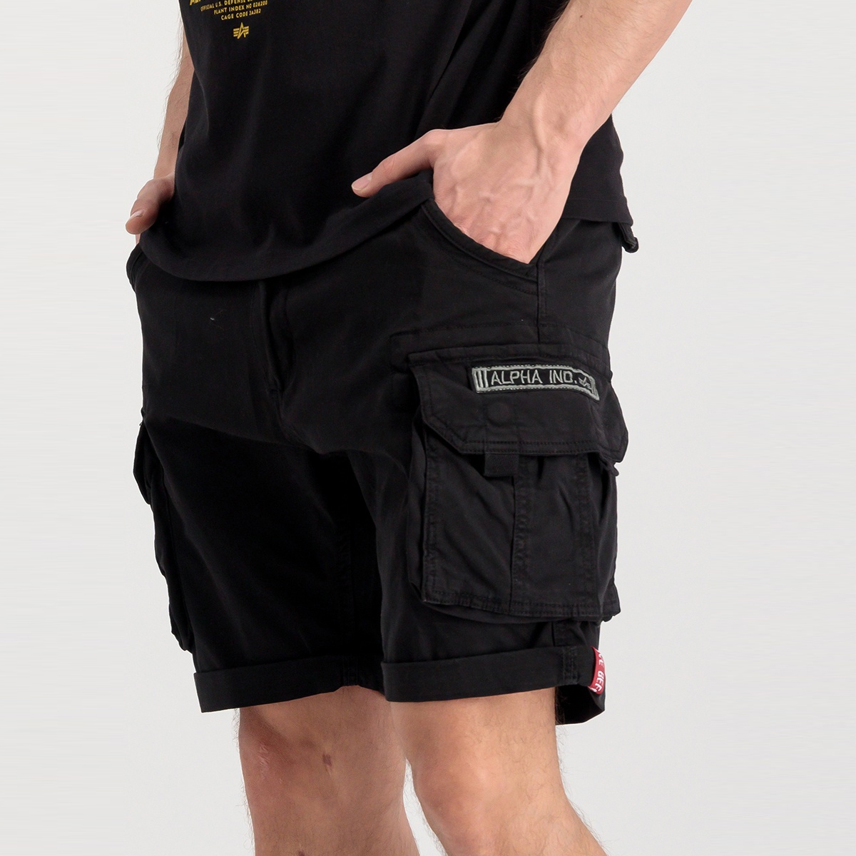Alpha Industries Pantaloncini Crew Short Black - 4 Alpha Industries Pantaloncini Crew Short Black - 4