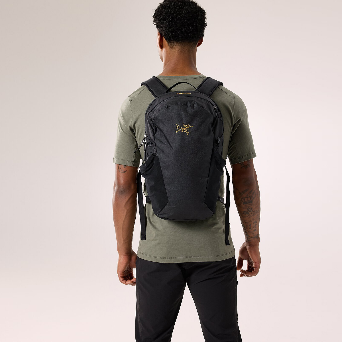 Arc'Teryx Zaino Mantis 16 Black - 3 Arc'Teryx Zaino Mantis 16 Black - 3