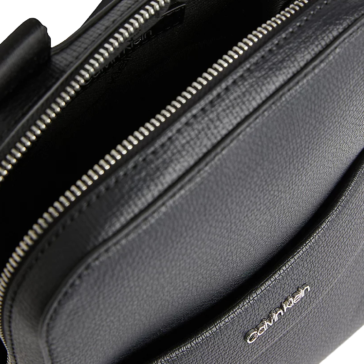 Calvin Klein Borsello Minimalism Reporter Black - 3 Calvin Klein Borsello Minimalism Reporter Black - 3