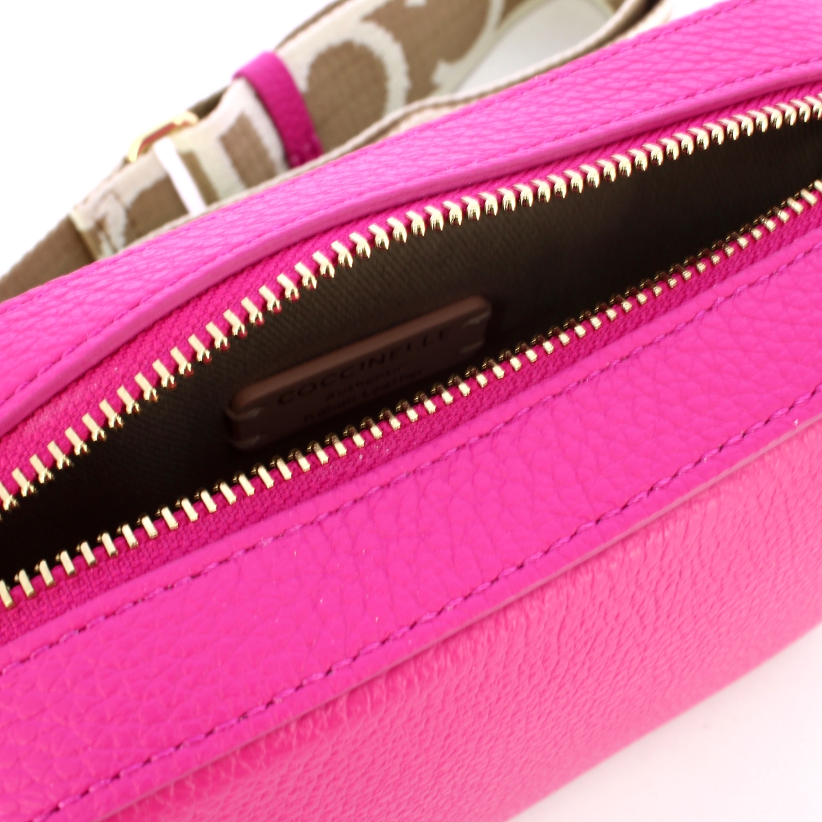 Coccinelle Tracollina Tebe Small New Fucsia - 4 Coccinelle Tracollina Tebe Small New Fucsia - 4