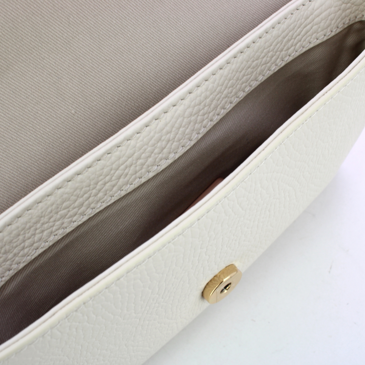 Coccinelle Pochette Dandy Mini Blanco - 4 Coccinelle Pochette Dandy Mini Blanco - 4