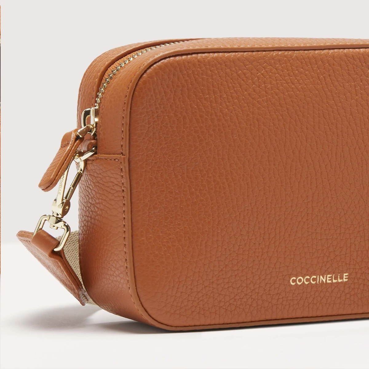 Coccinelle Tracolla Tebe Small Cuir 2 - 5 Coccinelle Tracolla Tebe Small Cuir 2 - 5