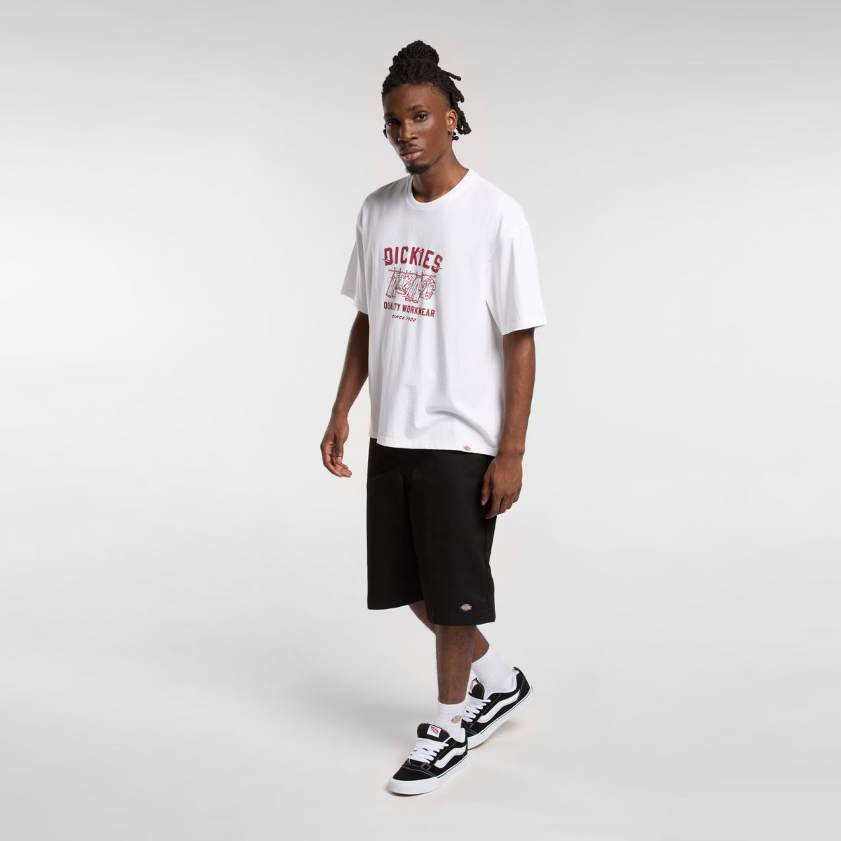 Dickies T-Shirt Laundry Boxy White - 4 Dickies T-Shirt Laundry Boxy White - 4