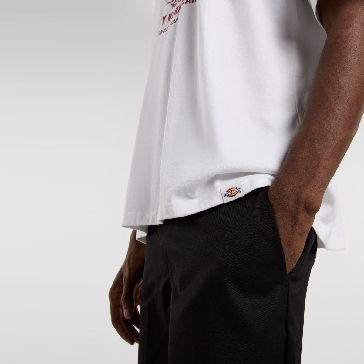 Dickies T-Shirt Laundry Boxy White - 6 Dickies T-Shirt Laundry Boxy White - 6
