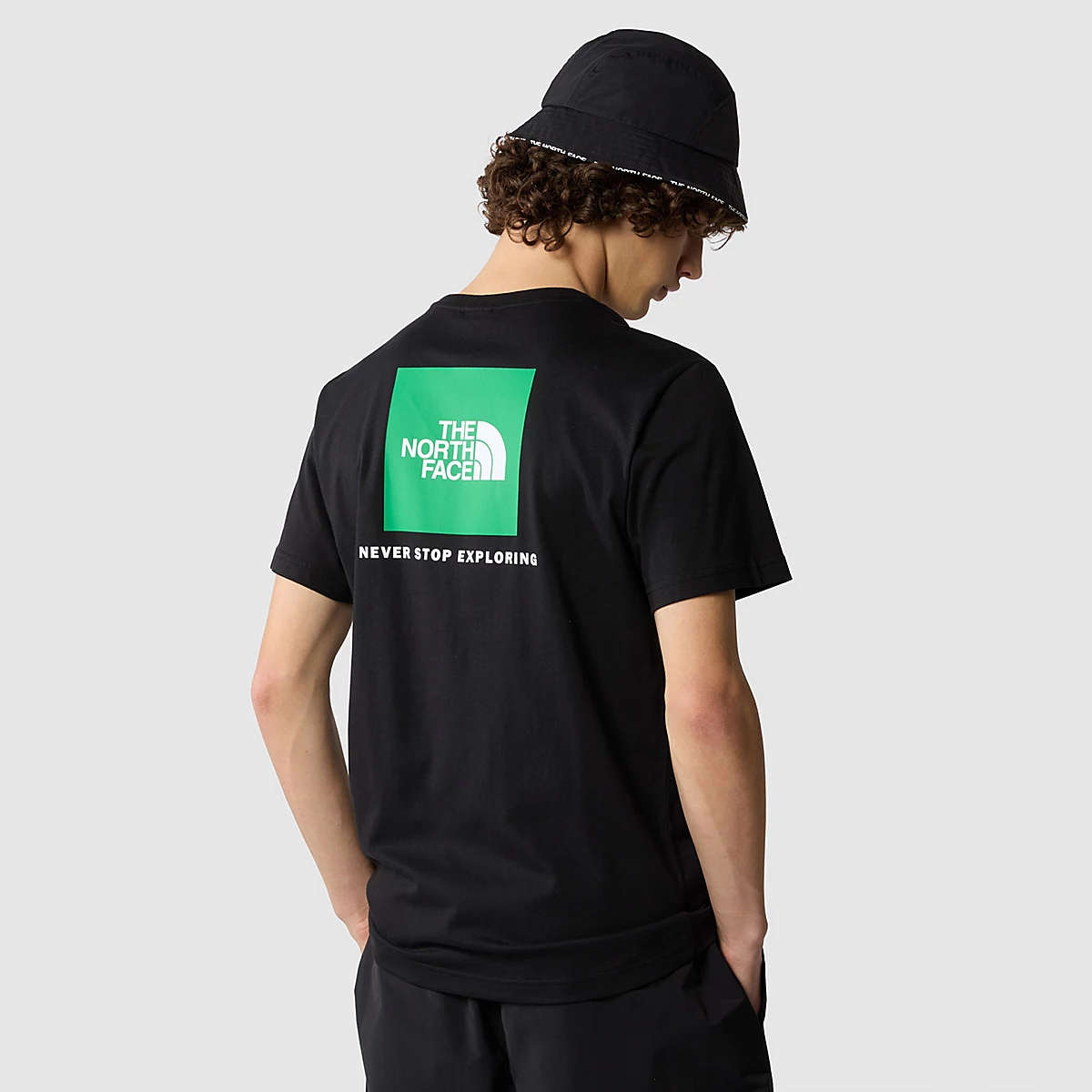The North Face T-Shirt Redbox TNF Black Optic Emerald - 4 The North Face T-Shirt Redbox TNF Black Optic Emerald - 4