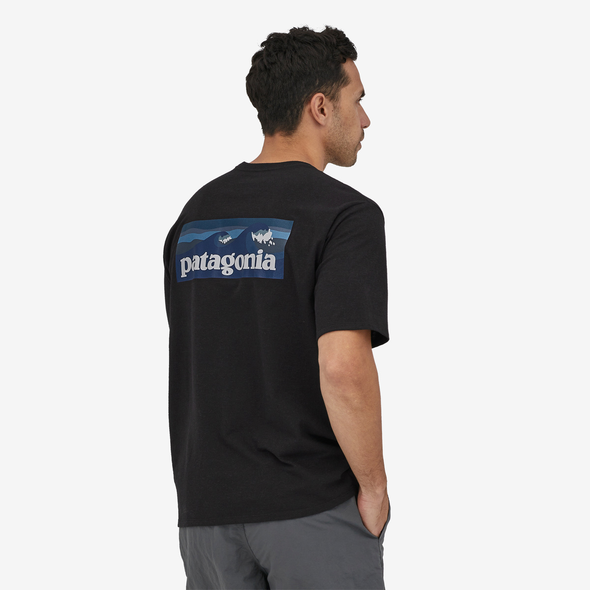 Patagonia T-Shirt Boardshirt Logo Pocket Responsibili-Tee® Ink Black - 2 Patagonia T-Shirt Boardshirt Logo Pocket Responsibili-Tee® Ink Black - 2