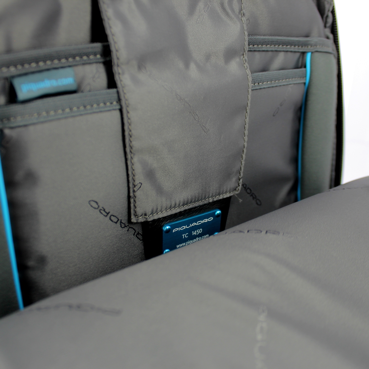 Piquadro Zaino Porta PC Urban 15.6 RFID e antifurto - 4 Piquadro Zaino Porta PC Urban 15.6 RFID e antifurto - 4
