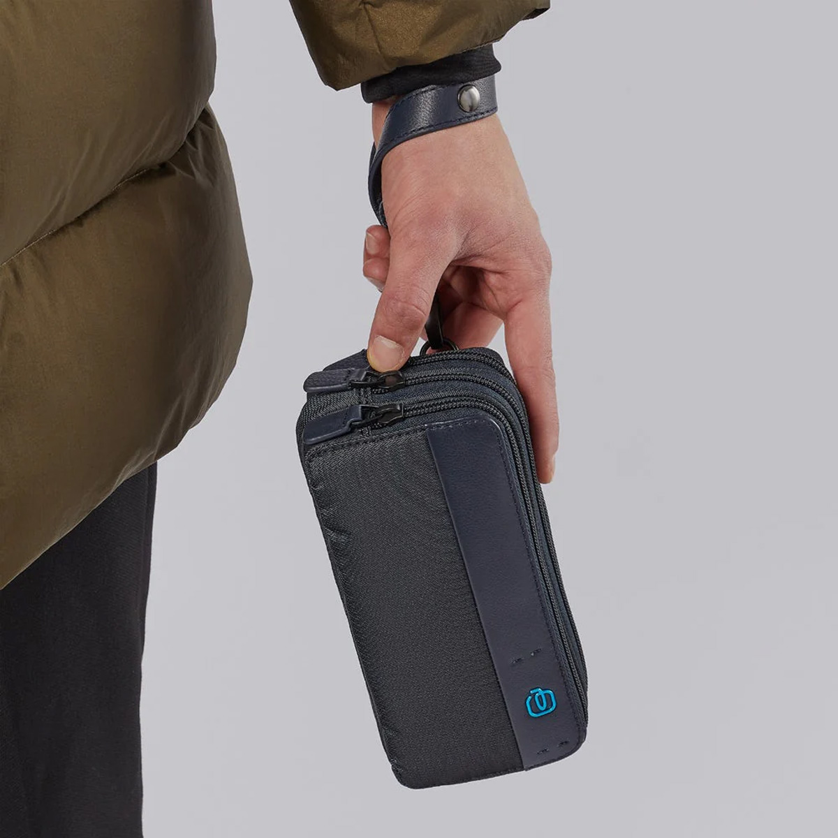 Piquadro Astuccio Pulse P16 Chevron Grigio - 3 Piquadro Astuccio Pulse P16 Chevron Grigio - 3