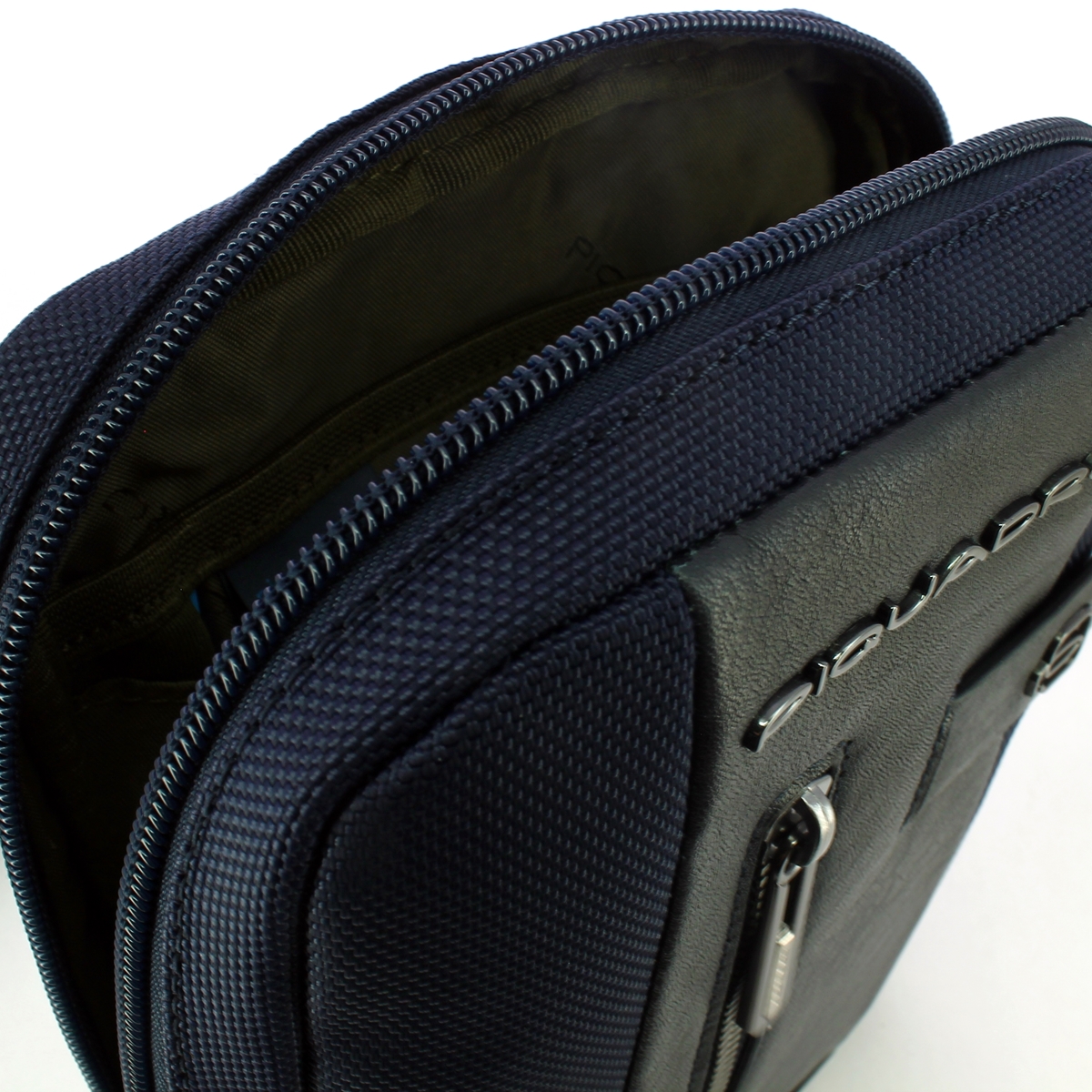 Piquadro Borsello porta iPad®Brief 2 in tessuto riciclato - 4 Piquadro Borsello porta iPad®Brief 2 in tessuto riciclato - 4