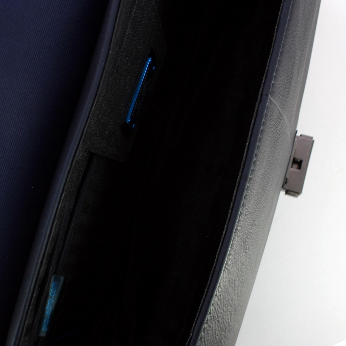Piquadro Cartella Porta PC Bae 15.6 - 5 Piquadro Cartella Porta PC Bae 15.6 - 5