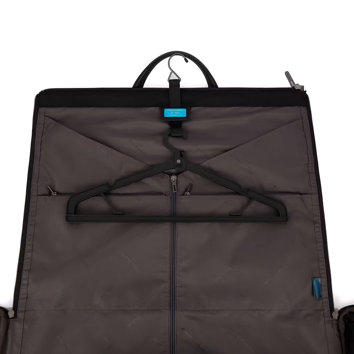 Piquadro Borsone portabiti con gancio Brief 2 - 8 Piquadro Borsone portabiti con gancio Brief 2 - 8