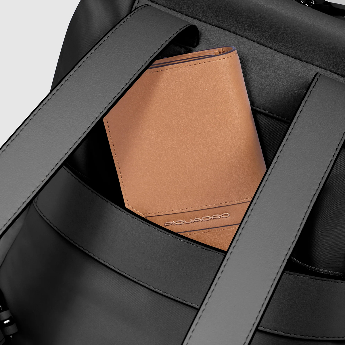 Piquadro Zainetto Lyra Porta tablet 12.9" Nero - 4 Piquadro Zainetto Lyra Porta tablet 12.9" Nero - 4