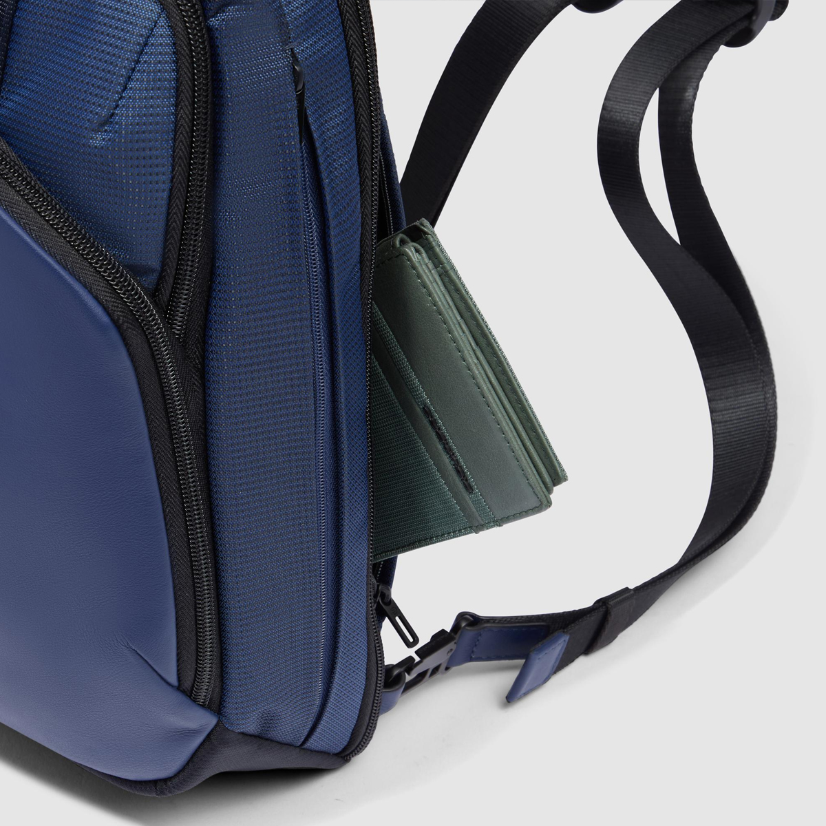 Piquadro Zaino Monospalla PQ-Earth Blu - 5 Piquadro Zaino Monospalla PQ-Earth Blu - 5