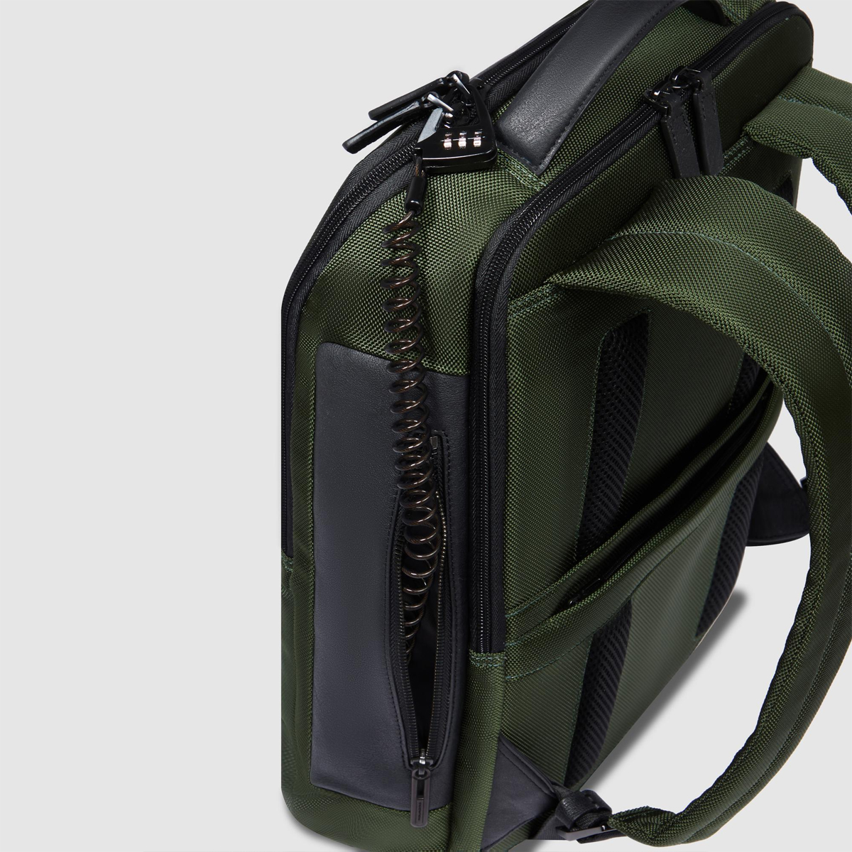 Piquadro Zaino Porta PC Brief 2 15.6 in tessuto riciclato - 4 Piquadro Zaino Porta PC Brief 2 15.6 in tessuto riciclato - 4