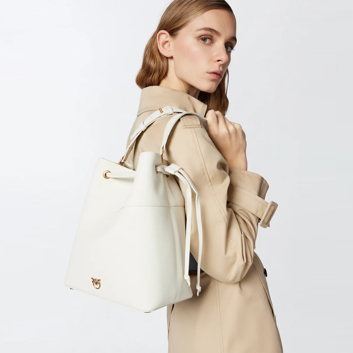 Pinko Borsa Secchiello Classic Bianco Seta Antique Gold - 2 Pinko Borsa Secchiello Classic Bianco Seta Antique Gold - 2