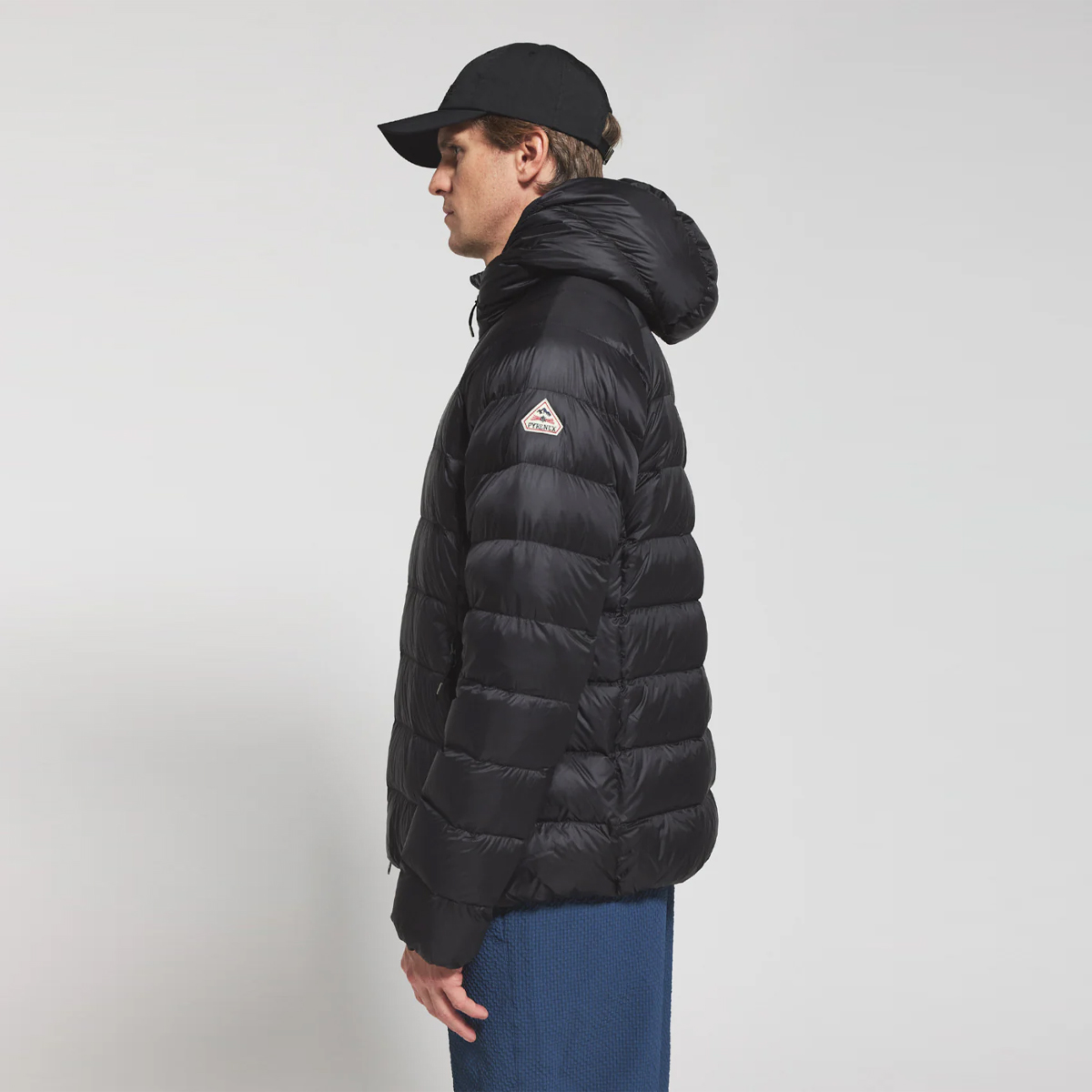 Pyrenex Arial Hooded Down Jacket Black - 4 Pyrenex Arial Hooded Down Jacket Black - 4