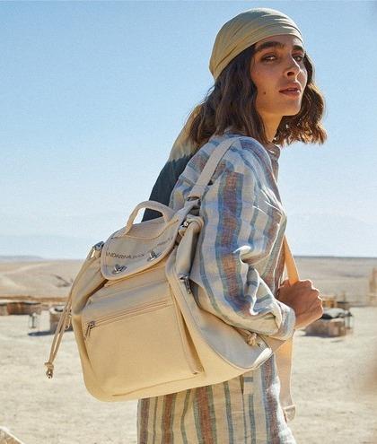 Zaini donna da viaggio: modelli e colori di tendenza